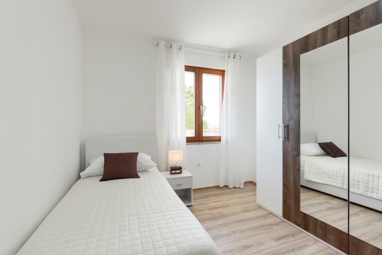 Luxury Issa Zadar