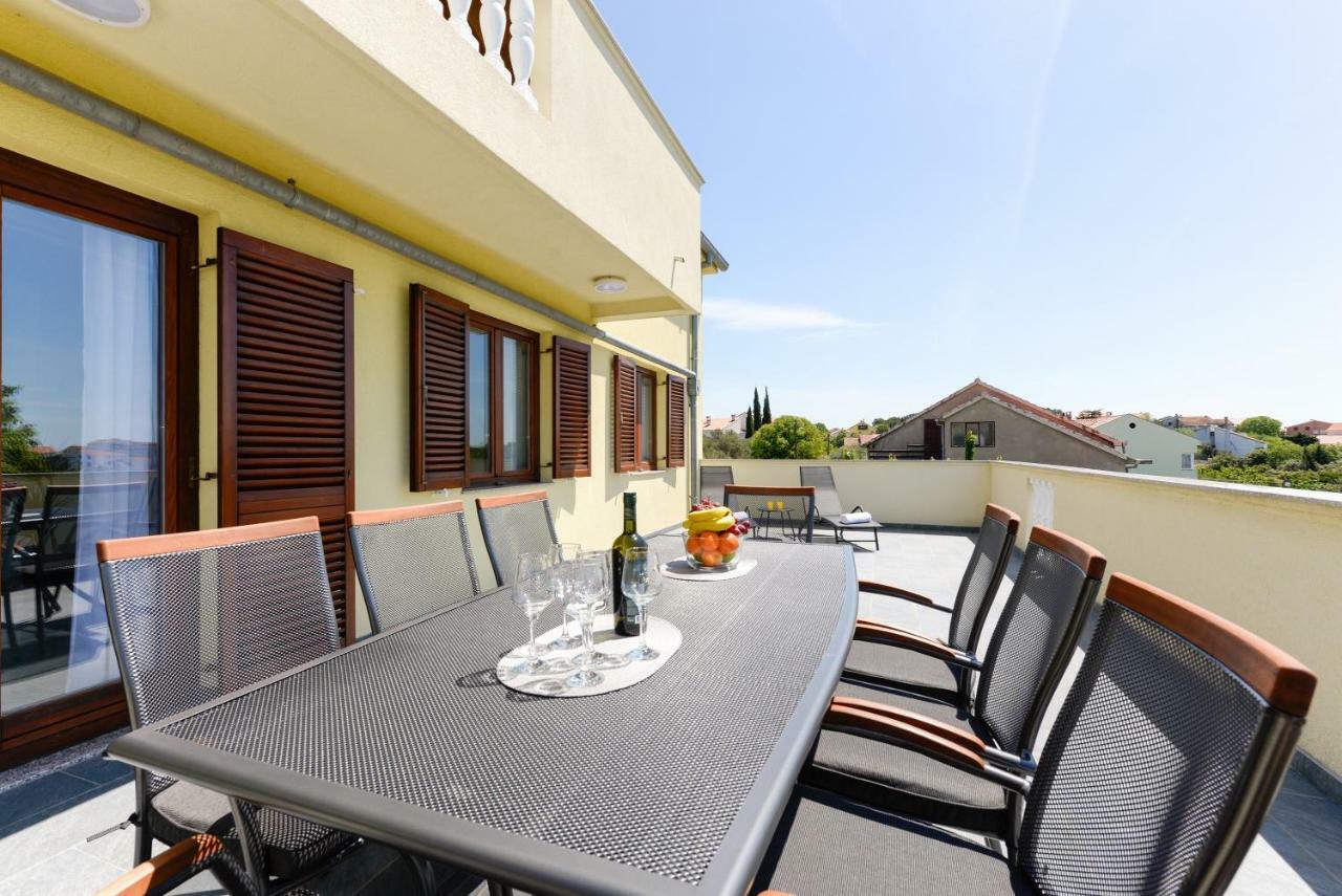 Luxury Issa Apartament