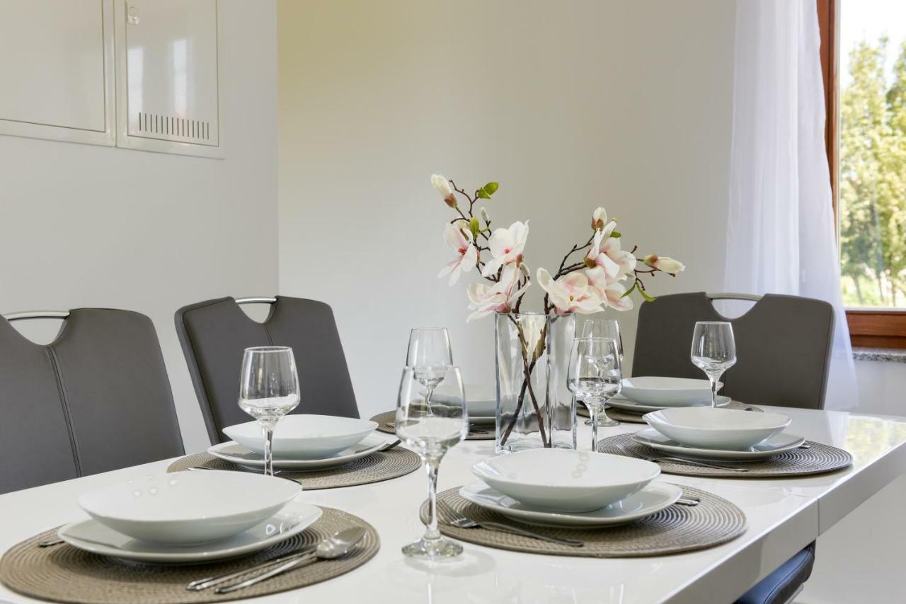 Apartament Luxury Issa *