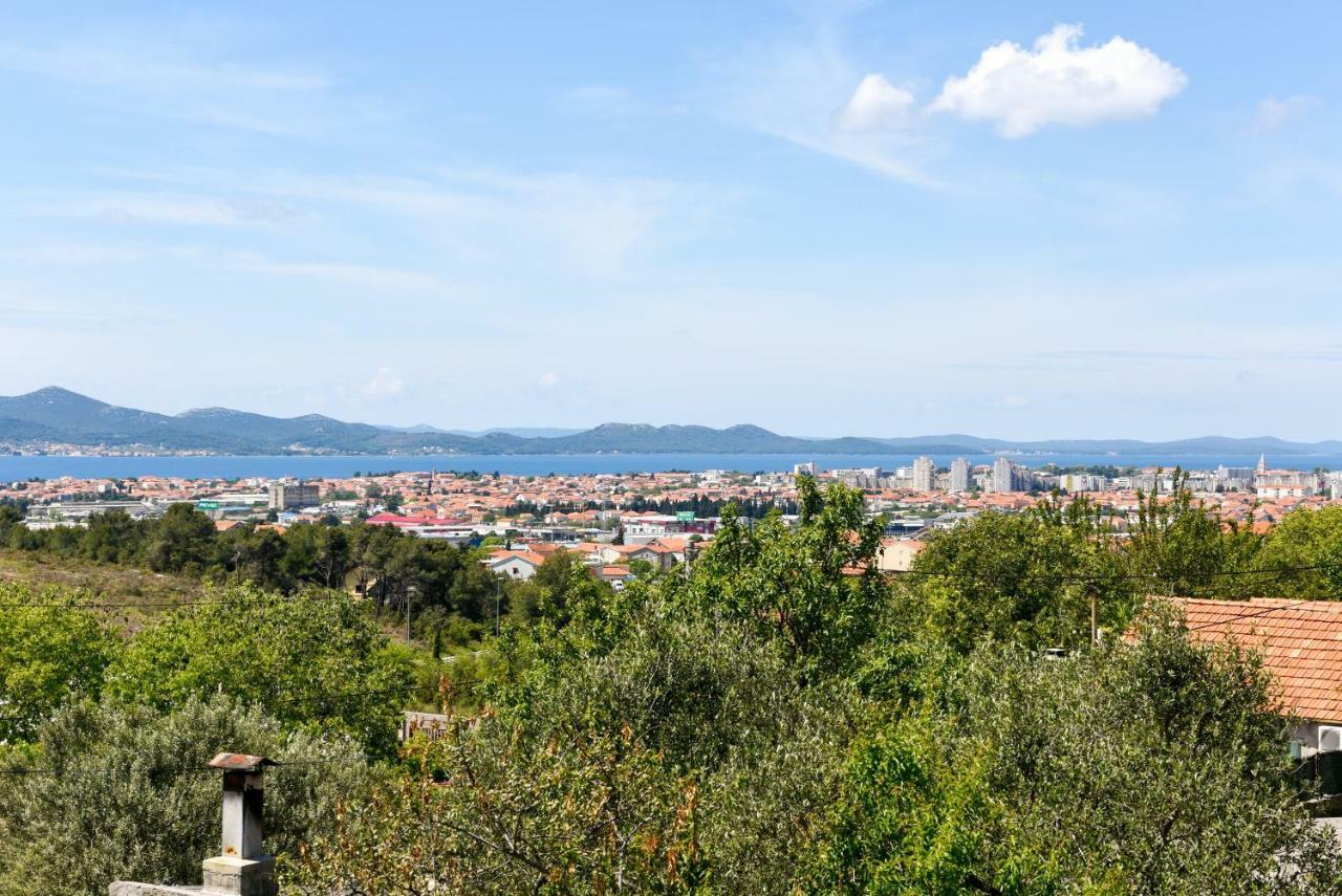Luxury Issa Apartament *